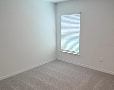 3852 Northern Key Drive - Photo Thumbnail 29