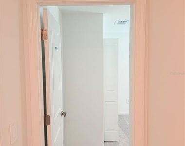 3852 Northern Key Drive - Photo Thumbnail 28