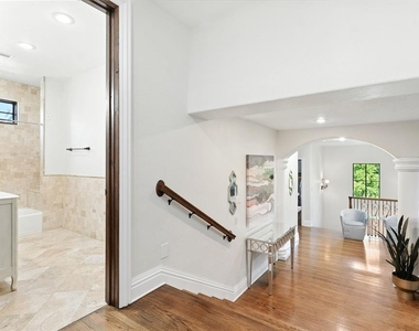 4555 W Swann Avenue - Photo Thumbnail 48