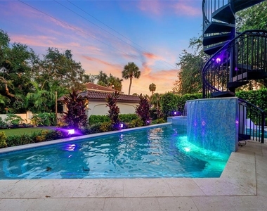 4555 W Swann Avenue - Photo Thumbnail 60
