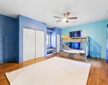 4555 W Swann Avenue - Photo Thumbnail 51