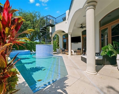 4555 W Swann Avenue - Photo Thumbnail 57