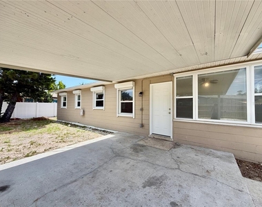 4515 54th Avenue N - Photo Thumbnail 20