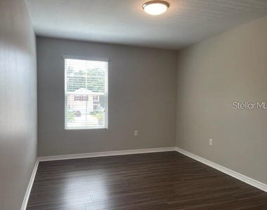 833 Wiltonway Drive - Photo Thumbnail 22