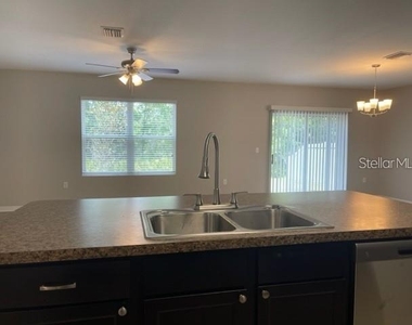 833 Wiltonway Drive - Photo Thumbnail 7