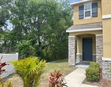 833 Wiltonway Drive - Photo Thumbnail 1