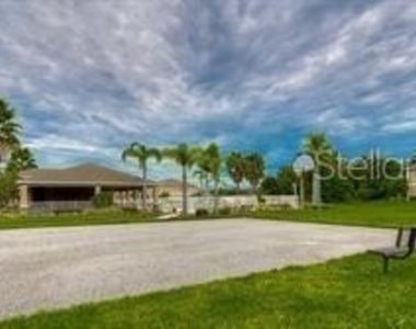 833 Wiltonway Drive - Photo Thumbnail 27