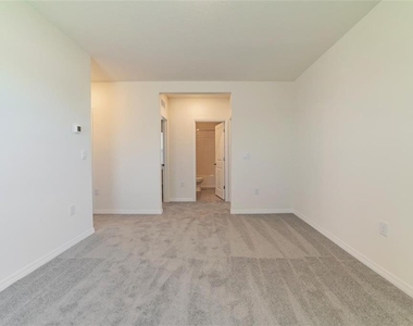 9138 Forge Breeze Loop - Photo Thumbnail 26