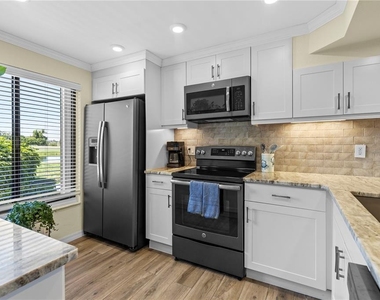6104 Palma Del Mar Boulevard S - Photo Thumbnail 5