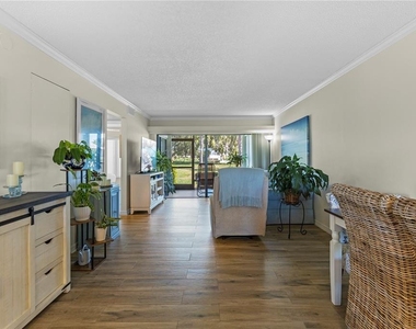 6104 Palma Del Mar Boulevard S - Photo Thumbnail 9