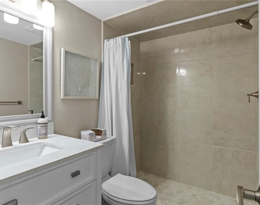 6104 Palma Del Mar Boulevard S - Photo Thumbnail 13