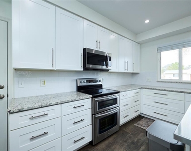 3312 Nakora Drive - Photo Thumbnail 15