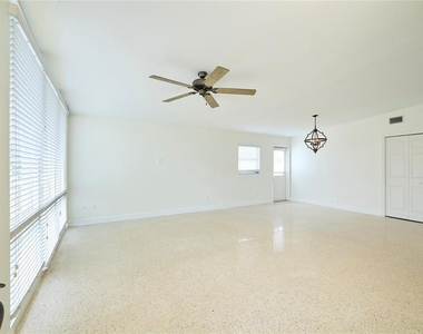 3312 Nakora Drive - Photo Thumbnail 6