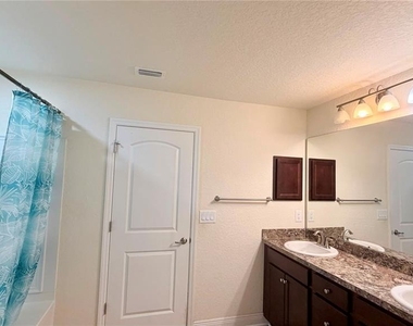 13064 Pirate Lane - Photo Thumbnail 21