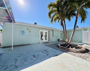 13299 3rd Street E - Photo Thumbnail 13