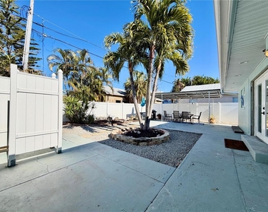 13299 3rd Street E - Photo Thumbnail 12