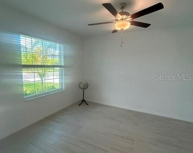 22164 N Calisto Way N - Photo Thumbnail 12