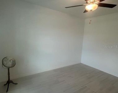 22164 N Calisto Way N - Photo Thumbnail 9