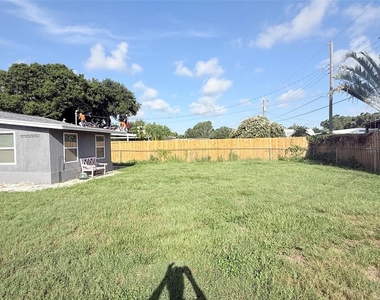 6041 43rd Avenue N - Photo Thumbnail 31