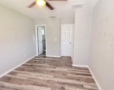 6041 43rd Avenue N - Photo Thumbnail 27