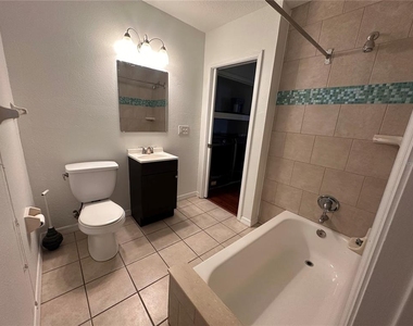 809 W Hiawatha Street - Photo Thumbnail 18