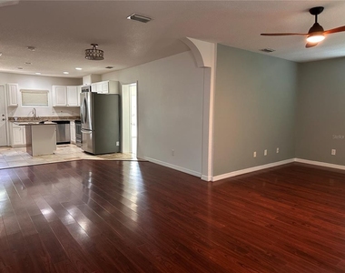 809 W Hiawatha Street - Photo Thumbnail 7