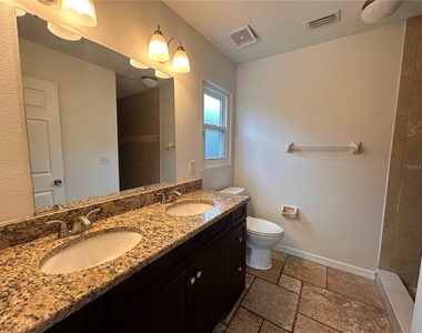809 W Hiawatha Street - Photo Thumbnail 11
