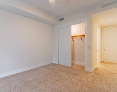275 1st Avenue S - Photo Thumbnail 30