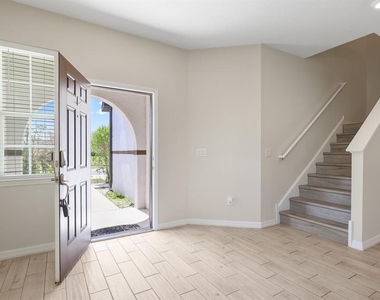 13441 Palmera Vista Drive - Photo Thumbnail 2
