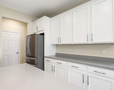 13441 Palmera Vista Drive - Photo Thumbnail 13