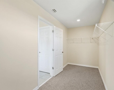 13441 Palmera Vista Drive - Photo Thumbnail 28