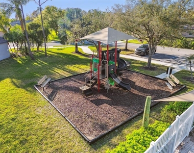 353 Bay Arbor - Photo Thumbnail 27