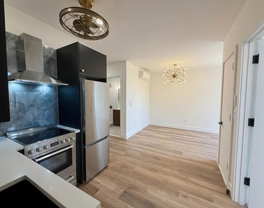 16 Howard Avenue - Photo Thumbnail 5