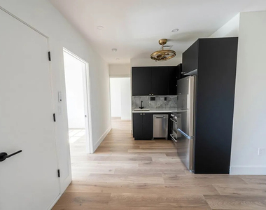 16 Howard Avenue - Photo Thumbnail 8