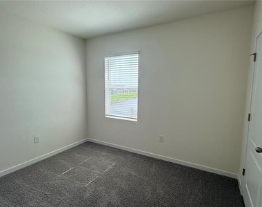2066 Walnut Creek Drive - Photo Thumbnail 20