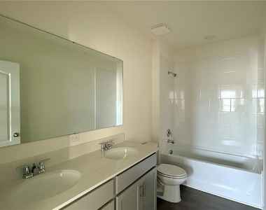 2066 Walnut Creek Drive - Photo Thumbnail 23