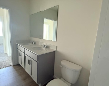 2066 Walnut Creek Drive - Photo Thumbnail 22