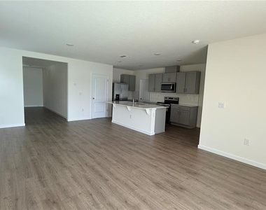 2066 Walnut Creek Drive - Photo Thumbnail 12
