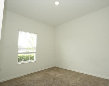 3552 Patron Avenue - Photo Thumbnail 6