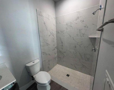 1043 N New York Avenue - Photo Thumbnail 4