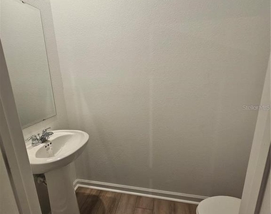 11459 Sunsail Avenue - Photo Thumbnail 8