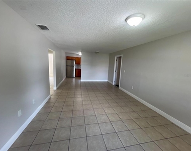 152 Julie Lane - Photo Thumbnail 3