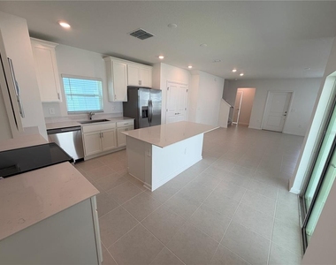 6017 Wellbeing Way - Photo Thumbnail 15