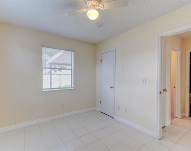 232 Northshore Drive - Photo Thumbnail 16