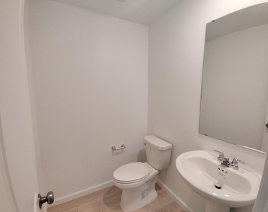 5542 Pimenta Court - Photo Thumbnail 9