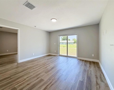 6 Cedar Trace Court - Photo Thumbnail 3