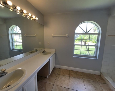 503 Pine Bark Court - Photo Thumbnail 6