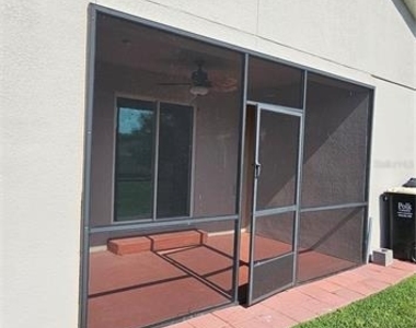 240 Solis Drive - Photo Thumbnail 11