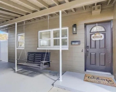 5205 Chenault Avenue - Photo Thumbnail 2