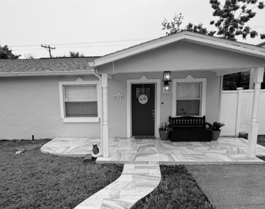 4714 W Lawn Avenue - Photo Thumbnail 2